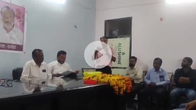 बटियागढ़: बटियागढ़ जनपद पंचायत कार्यालय में सेवानिवृत्त सचिव मुद्दीन खान को दी गई विदाई, CEO और जनप्रतिनिधि रहे मौजूद