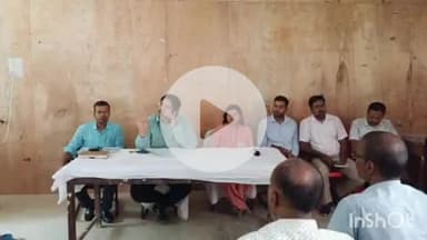 कहरा: प्रखंड में अनुमंडल पदाधिकारी ने बीएलओ और जीविका दीदी के साथ की बैठक