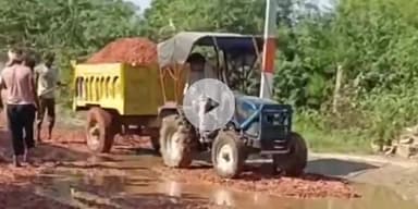 बागपत: पाबला-मीतली जर्जर मार्ग का मरम्मत कार्य शुरू, मार्ग की मरम्मत कराने को लेकर पूर्व फौजी ने दिया था धरना