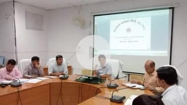 गोपद बनास: कलेक्टर ने सीधी जिले के कलेक्ट्रेट सभागार में रीवा-सीधी-सिंगरौली रेल लाइन परियोजना की समीक्षा की