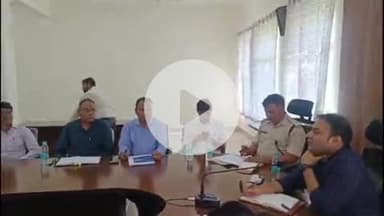 धनवार: मुहर्रम को लेकर खोरीमहुआ में अनुमंडल कार्यालय में अनुमंडल स्तरीय शांति समिति बैठक का आयोजन !