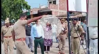 प्रतापगढ़: देहात कोतवाली पहुँचे डीएम और एसपी ने महाराणा प्रताप की प्रस्तावित मूर्ति स्थापना स्थल का किया निरीक्षण