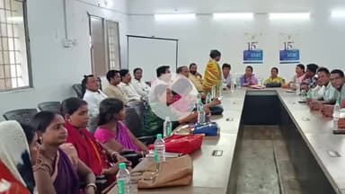 बलियापुर: बलियापुर में 15वें वित्त आयोग की राशि को लेकर जनप्रतिनिधियों की बैठक