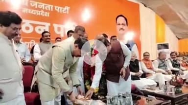 सारंगपुर: सारंगपुर विधायक मंत्री गौतम टेटवाल ने भाजपा प्रदेश अध्यक्ष हेमंत खंडेलवाल से की मुलाकात, किया स्वागत