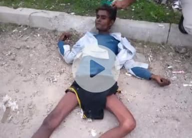 बारां: भूल भुलैया चौराहे के पास रविवार शाम को लावारिस हालत में मिले व्यक्ति की पहचान पोस्टमार्टम के बाद हुई, शव सोफे पर मिला