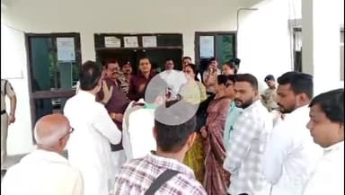 कटनी नगर: कांग्रेस प्रदेश अध्यक्ष पर FIR के विरोध में विश्राम बाबा इलाके में एसपी कार्यालय को दिया गया पत्र