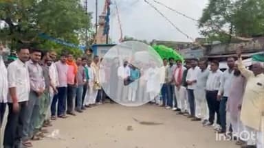 श्योपुर: हेमंत खंडेलवाल बने भाजपा के नए प्रदेश अध्यक्ष, जय स्तम्भ पर भाजपाईयों ने आतिशबाजी कर मिठाई बांटी