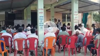 जोकीहाट: मोहर्रम को लेकर जोकीहाट थाना परिसर में शांति समिति की बैठक हुई आयोजित