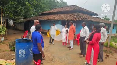 अडकी: ग्राम प्रधान बलराम मुंडा इमाम बसके के परिजनों से मिलने ट्राइब फर्स्ट अभियान झारखंड की टीम काड़ेतुम्बीद पहुंची