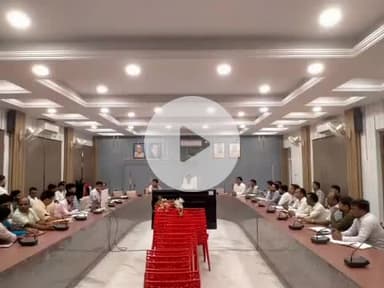 बीसलपुर: बाढ़ से बचाव की तैयारी की समीक्षा गांधी सभागार में की डीएम ने, कंट्रोल रूम को 24 घंटे क्रियाशील रखने के दिए निर्देश