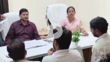 सिराथू: सिराथू के दारानगर नगर पंचायत कार्यालय में मासिक बैठक में बाजार में सार्वजनिक शौचालय बनवाने का मुद्दा उठा