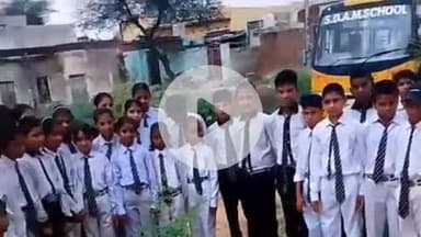 लोहारू: एसडीएएम स्कूल सोहाँसड़ा में 'एक पेड़ माँ के नाम 2.0' अभियान के तहत पौधारोपण, बच्चों को किया जागरूक