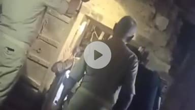 मिर्ज़ापुर: कटरा कोतवाली क्षेत्र के बेलतर के पास कच्चे पुराने मकान के गिरने से एक वृद्ध महिला की हुई मौत, मौके पर पुलिस