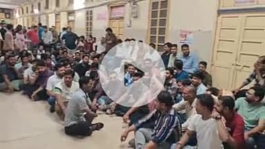 लाडपुरा: एमबीएस अस्पताल में 8वें दिन भी 9 संविदा कर्मचारियों का वेतन बकाया, कार्य बहिष्कार जारी, व्यवस्था चौपट