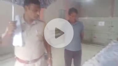 बारां: मिर्ज़ापुर गांव में पंखा ठीक करते समय करंट लगने से युवक की हुई मौत, पोस्टमॉर्टम के बाद परिजनों को सौंपा गया शव