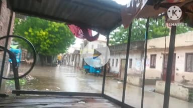 मारवाड़ जंक्शन: धनला सहित क्षेत्र में बारिश ने थामी रफ्तार।
रात्रि 12 बजे से बारिश का दोर शुरू।