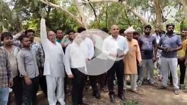 भिवानी: खरक गांव में महिलाओं से मारपीट मामले में कार्रवाई से असंतुष्ट लोगों का प्रदर्शन