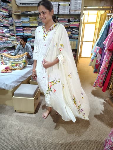 Mal cotton 3 piece suit 
#churu #suit #saree #lehenga #bedsheet