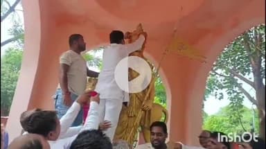 आगरा: अपना दल (S) में ब्रज क्षेत्र अध्यक्ष आगरा परिक्षेत्र बनने के बाद आगरा पहुंचे महेश चौधरी, दीवानी के पास हुआ भव्य स्वागत