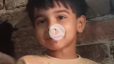 नौगावां सादात: नौगांवा तहसील क्षेत्र के मोहल्ला नई बस्ती में करंट लगने से मासूम की हुई मौत