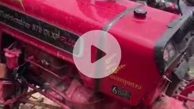 निवाई: जयपुर रोड जमात स्टैंड पर असंतुलित ट्रैक्टर ट्राली ने कार, टेंपो और बाइक को टक्कर दी, मकान की दीवार तोड़ी