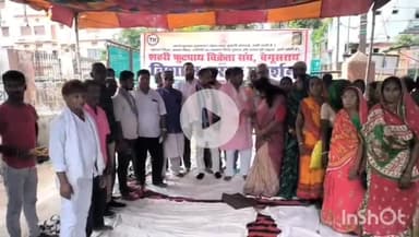 बेगूसराय: हड़ताली चौक पर फुटकर दुकानदारों का प्रदर्शन, नगर निगम के खिलाफ विभिन्न समस्याओं को लेकर जताया विरोध