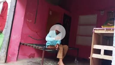 रौन: गांगे पुरा हल्का में पदस्थ पटवारी विजय तोमर का शराब पीकर काम करने का वीडियो आया सामने