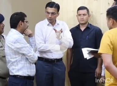 देहरादून: केंद्र ने डीएम सविन बंसल को भेजा कारण बताओ नोटिस, कांग्रेस ने प्रोटोकॉल मंत्री पर उठाए सवाल