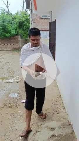 भीखारी से #चालाकी #comedy #funny #trending #viral #ytshorts #2025shorts #memes #ytshorts #fun #live #youtube