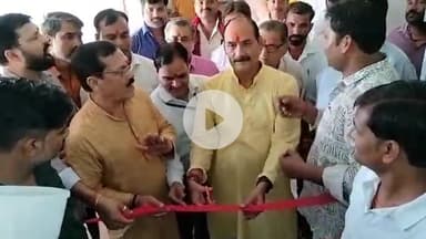 मोठ: गुरसरांय में अंतर्राष्ट्रीय वैश्य महासम्मेलन के तत्वावधान में आयोजित हुआ महारक्तदान शिविर, 14 यूनिट रक्त एकत्र