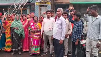 बगोदर: धरगुल्ली, कालीचट्टान, बसवाटांड के ग्रामीणों ने पत्थर खदान बंद कराने की मांग की