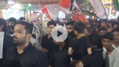 बहराइच: दुलदुल हाउस से गमगीन माहौल में निकाला गया 7वीं मोहर्रम का जुलूस, भारी पुलिस बल तैनात, शहर हुसैन की सदाओं से गूंजा