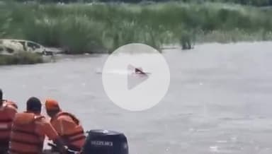 कलीनगर: कलीनगर इलाके में बाढ़ की स्थिति से निपटने के लिए एसडीआरएफ की टीम ने की मॉकड्रिल