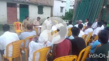 बरौली: बरौली बाजार में मोहर्रम पर्व को लेकर सदर एसडीपीओ 2 ने की शांति समिति की बैठक, दिए निर्देश