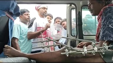 इटकी: डुमरी विधायक टाइगर जयराम महतो ने इटकी टोल प्लाजा दुर्घटना के पीड़ितों की व्यथा सुनी