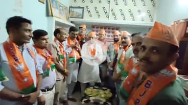 पोरसा: भाजपा के नवनियुक्त प्रदेश अध्यक्ष बनने पर नगर मंडल पोरसा द्वारा शहर में मिष्ठान वितरण