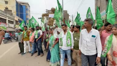 लोहरदगा:शहीदों के सम्मान में झामुमो हर वक्त खड़ी है और आगे भी खड़ा रहेगी लोहरदगा जिला अध्यक्ष मोजम्मिल अहमद