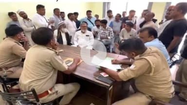 बरेली: थाना बारादरी पुलिस ने ऑपरेशन क्लीन के तहत थाना परिसर में खड़े 30 लावारिस वाहनों की कराई नीलामी