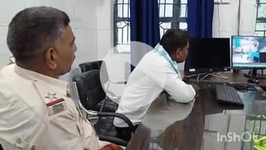 भभुआ: भभुआ सदर अस्पताल से चोरी हुई बाइक मामले में पुलिस अधिकारी ने सीसीटीवी फुटेज और वीडियो खंगालना शुरू किया