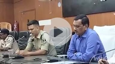 गोपालगंज: मोहर्रम में घातक हथियार दिखाने वालों पर होगी FIR, डीएम-एसपी ने कलेक्ट्रेट में बैठक कर दिए निर्देश