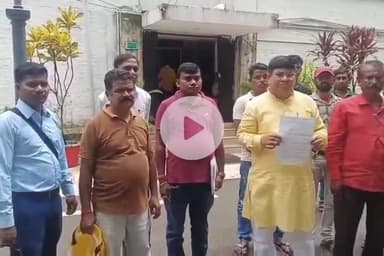 कांके: डोरंडा में झारखंड ऊर्जा विकास निगम लिमिटेड के अध्यक्ष सह प्रबंध निदेशक को ज्ञापन सौंपा गया