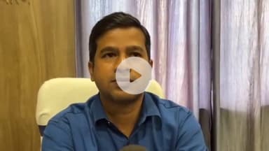 बेतिया: बेतिया में नए जिला शिक्षा पदाधिकारी ने संभाला कार्यभार, शिक्षा सुधार को बताया पहली प्राथमिकता