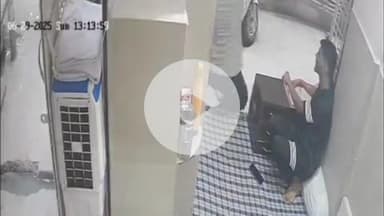 लाडपुरा: मकबरा थाना इलाके में सर्राफा व्यापारी के साथ हुई मारपीट का वीडियो सोशल मीडिया पर वायरल, पुलिस कर रही मामले की जांच