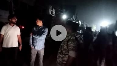 बलियापुर: बलियापुर सीओ ने पत्थर लदे पांच हाइवा वाहन किए ज़ब्त, थाना लाया गया, जांच जारी