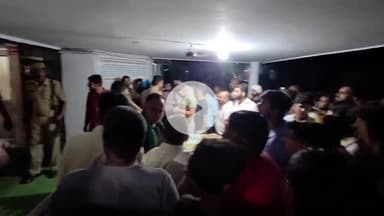 अमरोहा: अमरोहा जिलेभर के गांव-गांव में तेंदुए और चोरों का खौफ, लोग ड्रोन से भी डर रहे, रात भर शिफ्ट लगाकर पहरा दे रहे हैं