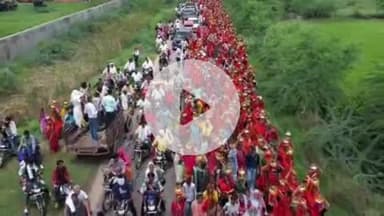 निवाई: गांव झिलाय में मूर्ति प्राण प्रतिष्ठा को लेकर शाही लवाजमे के साथ निकली विशाल कलश यात्रा