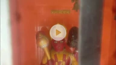 कन्नौज: कन्नौज के बेहटा गांव में स्थित गढ़वादानी बाबा के मंदिर में हिन्दू-मुस्लिम सभी भक्त दूर-दूर से आकर मानते हैं मन्नत