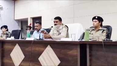 देहरादून: पुलिस लाइन देहरादून में एसएसपी अजय सिंह की अध्यक्षता में आयोजित हुई गोष्ठी