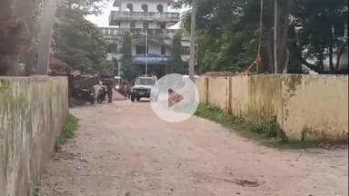 लोहरदगा: मोहर्रम व घूरती रथ को लेकर सदर थाना से निकला फ्लैग मार्च, सौहार्द व सजगता का दिया संदेश