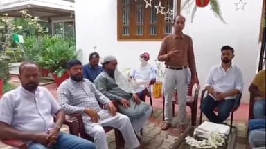 लोहरदगा: बरही नदी में युवक की जान बचाने वाले चार युवाओं को कांग्रेस नेता अभिनव सिद्धार्थ ने किया सम्मानित